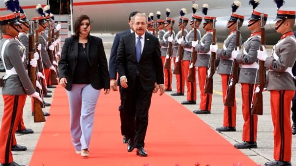 Danilo Medina viajño a Guatemala para la toma de posesión de Alejandro Giammattei. (Foto. @PGRD)