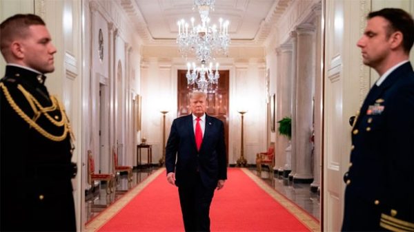 Trump insiste en que negociar en su fortaleza. (Foto: )