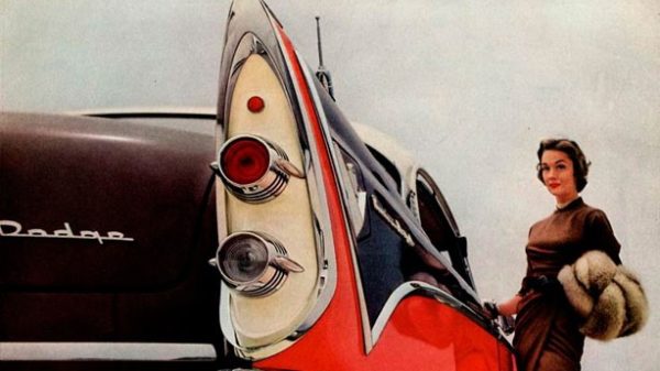 La misma elegancia a la hora de mover los pies entre el acelerador y el clutch. (Foto: EF)
