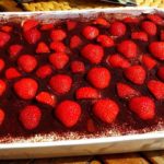 Dos capas de bizcochos de soletilla para este rico tiramisú que también se puede espolvorear con chocolate. (Foto: womich/Pixabay)