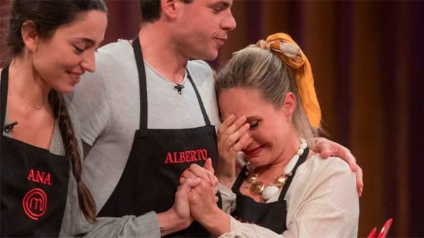 Sara Lúa tuvo que colgar su delantal. (Foto: RTVE)