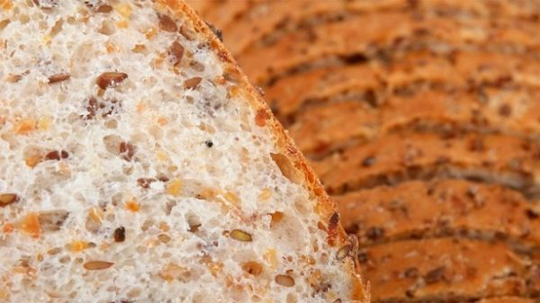 Lonchas de pan integral para un sandwich sano y nutritivo. (Foto: Shutterbug75/Pixabay)