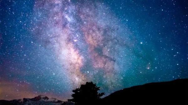 Las estrellas aconsejan pero no obligan. (Foto: StockSnap/Pixabay)