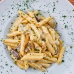 Casi todos los platos quedan bonitos si se les espolvorea con un poco de perejil seco. (Foto: Pixabay)