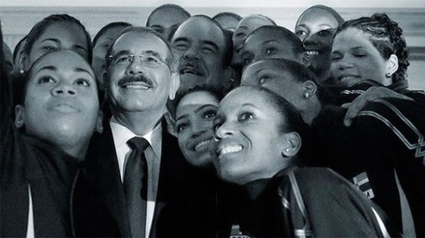 Selfies de Danilo hasta el último momento. (Foto: @DaniloMedina)