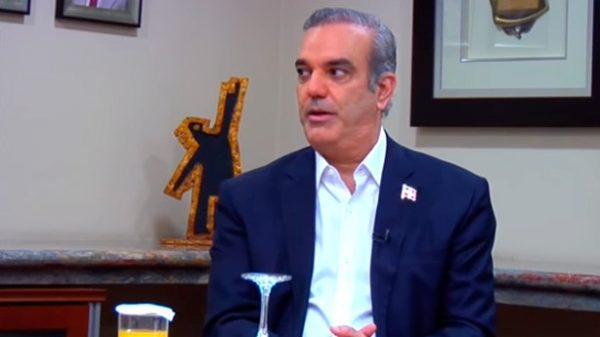 Luis Abinader tiene ante sí un inmenso desafío en medio de una crisis económica. (Foto: @luisabinader)