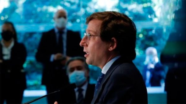 El alcalde de Madrid criticó duramente a Pedro Sánchez. (Foto: @24h_tve)