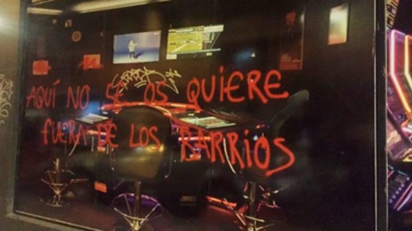 Los trabajadores denuncian acoso de grupos violentos. (Foto: ULY)