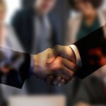 El sistema de partidos políticos en un hilo. (Foto: Geralt/Pixabay)