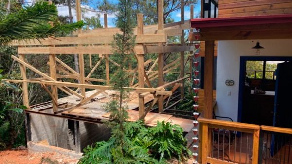 La construcción del refugio de nuestros libros. (Foto: EF)