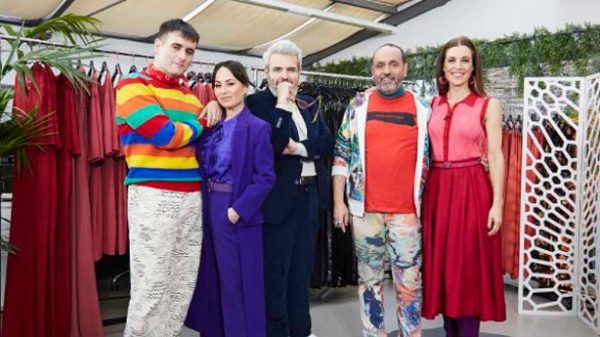 Maestros en el taller de Ángel Schlesser. (Foto: RTVE)