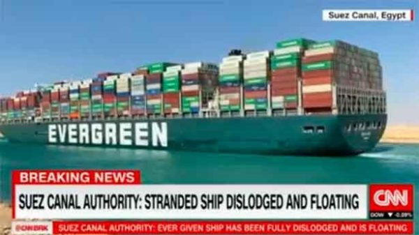 El Canal de Suez reestablece su tráfico una semana después. (Foto: CNN)