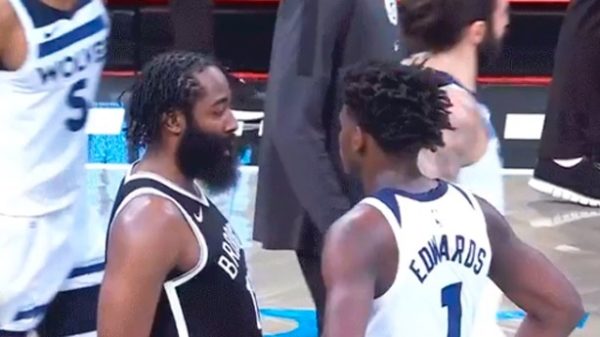 Espectacular partido de Harden "la Barba" frente a los Wolves. (Foto: @Timberwolves)