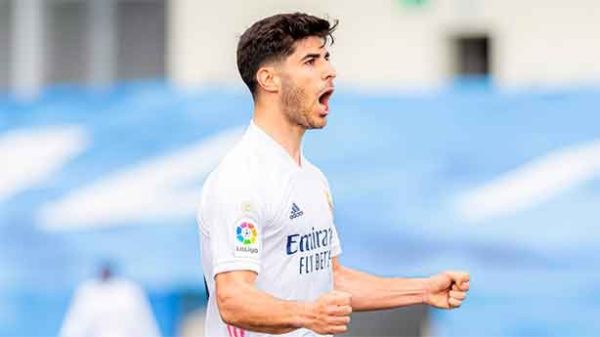 Marco Asensio con todo su poder en el momento clave. (Foto: @LaLigatv)