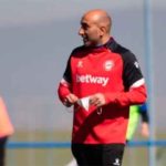 Josean Querejeta decidió poner fin a la nueva etapa de Abelardo. (Foto: @Alavés)