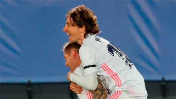 Toni Kroos y Luka Modric