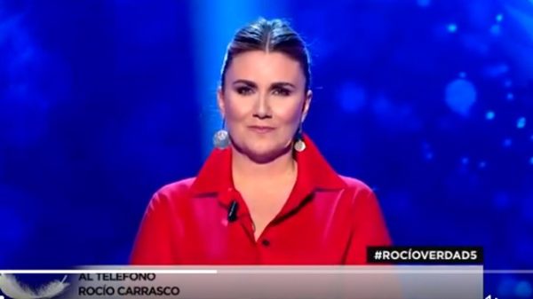 Rocío Carrasco anunció a Carlota Corredera su presencia en plató. (Foto: Telecinco)