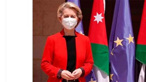 La presidenta en su viaje en solitario a Jordania. (Foto: @vonderleyen)