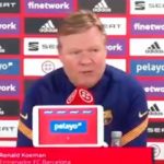 Ronald Koeman en la rueda de prensa en Sevilla. (Foto: @fcb/Twitter)