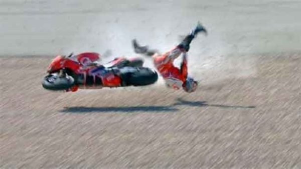 Grave accidente de Jorge Martín en Portimao. (Foto. DAZN)