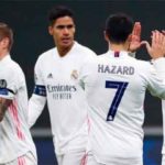 La lectura estratégica de Raphael Varane. (Foto: @RealMadrid)