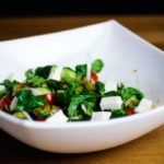 La ensalada de espinacas admite muchos ingredientes. (Photo by Ali Zolghadr on Unsplash)