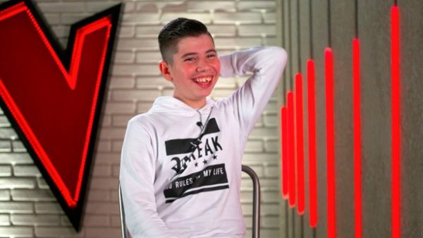Juanmi fue uno de los kids que conquistó a coaches y espectadores. (Foto: Antena 3)
