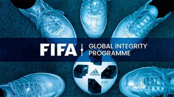 De Superliga a Liga Mundial. (Foto: @FIFA)