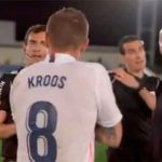 El Árbitro no quiso dar explicaciones a Zidane. (Foto: @MovistarFutbol)
