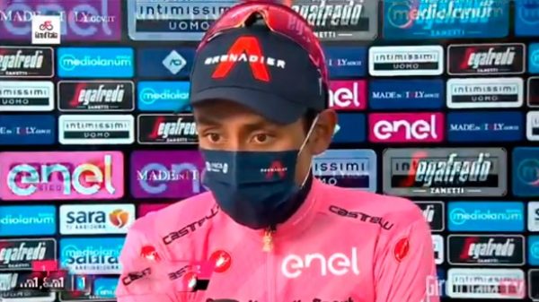 Bernal llega como líder a la etapa reina. (Foto: @giroditalia)