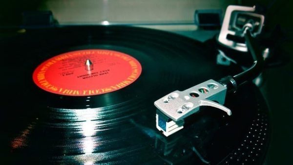 Las canciones son pensamientos. (Foto: Pixabay)