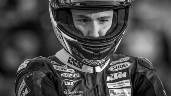 Luto en toda la familia de MotoGP en la muerte de Jason Dupasquier. (Foto: