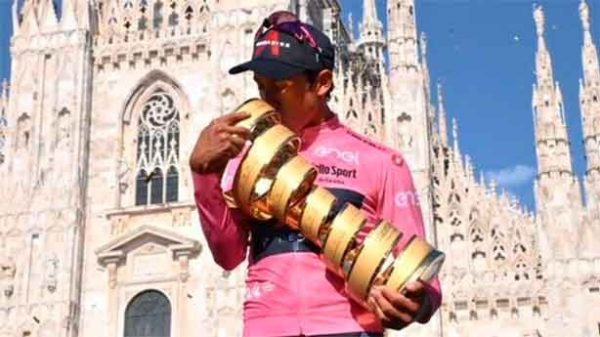El primer giro de Egan. (Foto: @GirodeItalia)