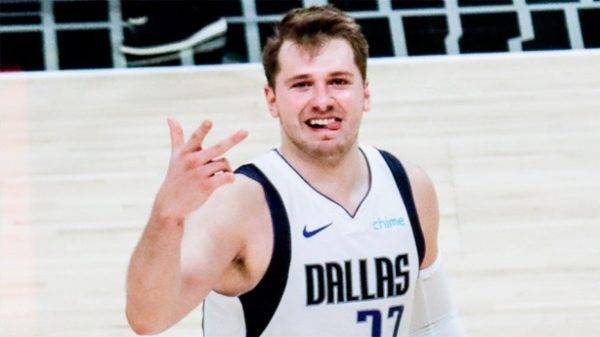 Doncic volvió a lucirse con 42 puntos. (Foto: @dallasmavs)