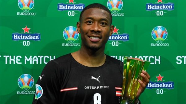 David Alaba fue el motor del centro del campo y fue distinguido como mejor jugador del partido. (Foto: @EURO2020)