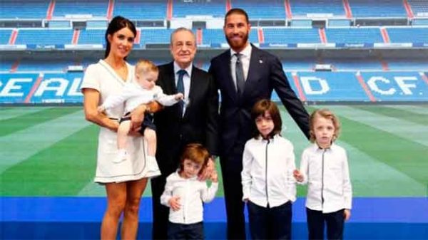 Una despedida con cariño del presidente a toda la familia Ramos. (Foto: @RealMadrid)