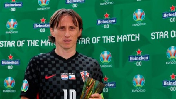 Modric fue elegido jugador del partido. (Foto: @EURO2020)