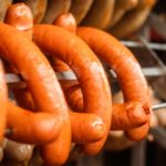 Salchichas para un rico gratén. (Foto: Pixabay)