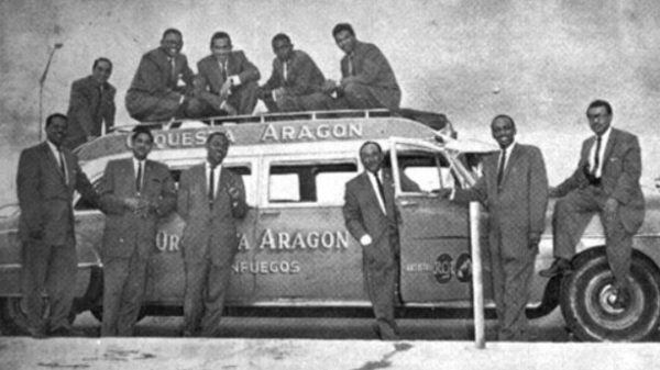 La guagua de la orquesta Aragón. (Imagen: EF)