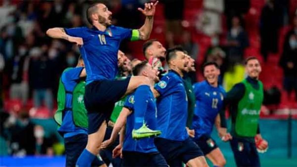 Italia sufrió al máximo para derrotar a Austria. (Foto: @EURO2020)