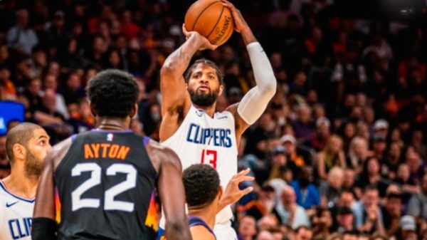 Extraordinario partido de Paul George. (Foto: @LAClippers)