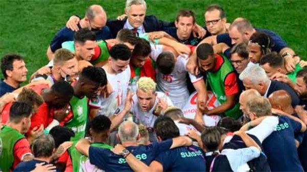 Un equipo cincelado por la personalidad de Vladimir Petkovic. (Foto: @EURO2020)