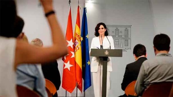 Isabel Díaz Ayuso en su comparecencia en La Moncloa. (Foto: @LMG/IsabelDíazAyuso)