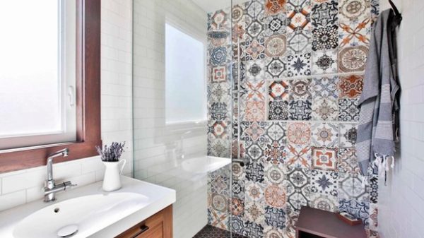 Los mejores trucos para sacar partido a un baño pequeño. (Foto: Pixabay)