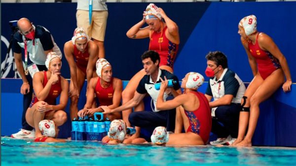 Las chicas de Miki Oca lo bordaron. (Foto: @SpainWpFem)