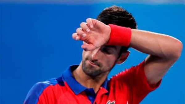 Djokovic acabó de forma abrupta su sueño de entrar en la historia con el Golden Grand Slam. (Foto: tdp/Twitter)