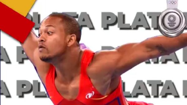 Raderley Zapata voló hacia la plata en Tokio. (Foto: COE_es)