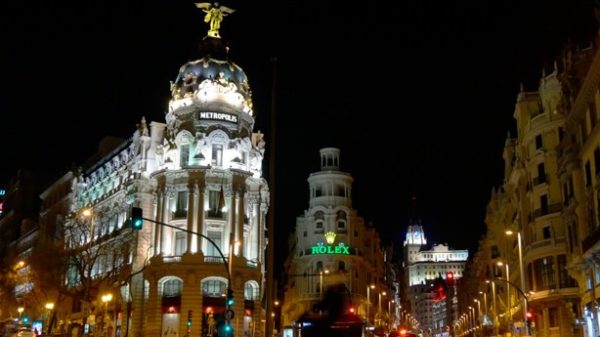 Madrid de noche tiene muchísimo que ofrecer a sus visitantes. (Foto: Pixabay)