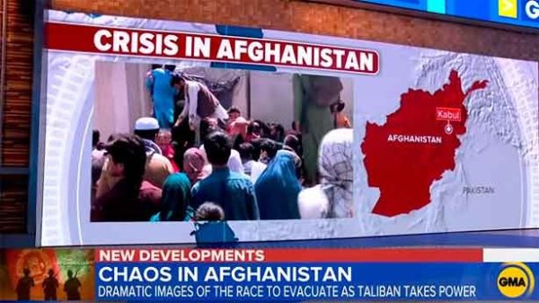 Tensión en las operaciones de evacuación del aeropuerto de Kabul. (Foto: ABC news)
