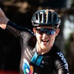 Storer se asoma triunfal al Balcón de Alicante y la Vuelta pierde a Valverde. (Foto: @LaVuelta)